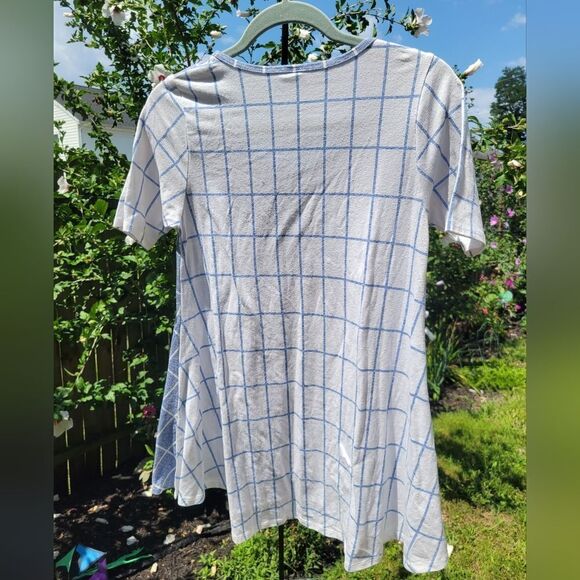 LuLaRoe Tunic  - Picture 4 of 9